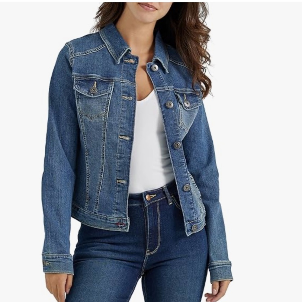 Wrangler Denim Jacket
Small